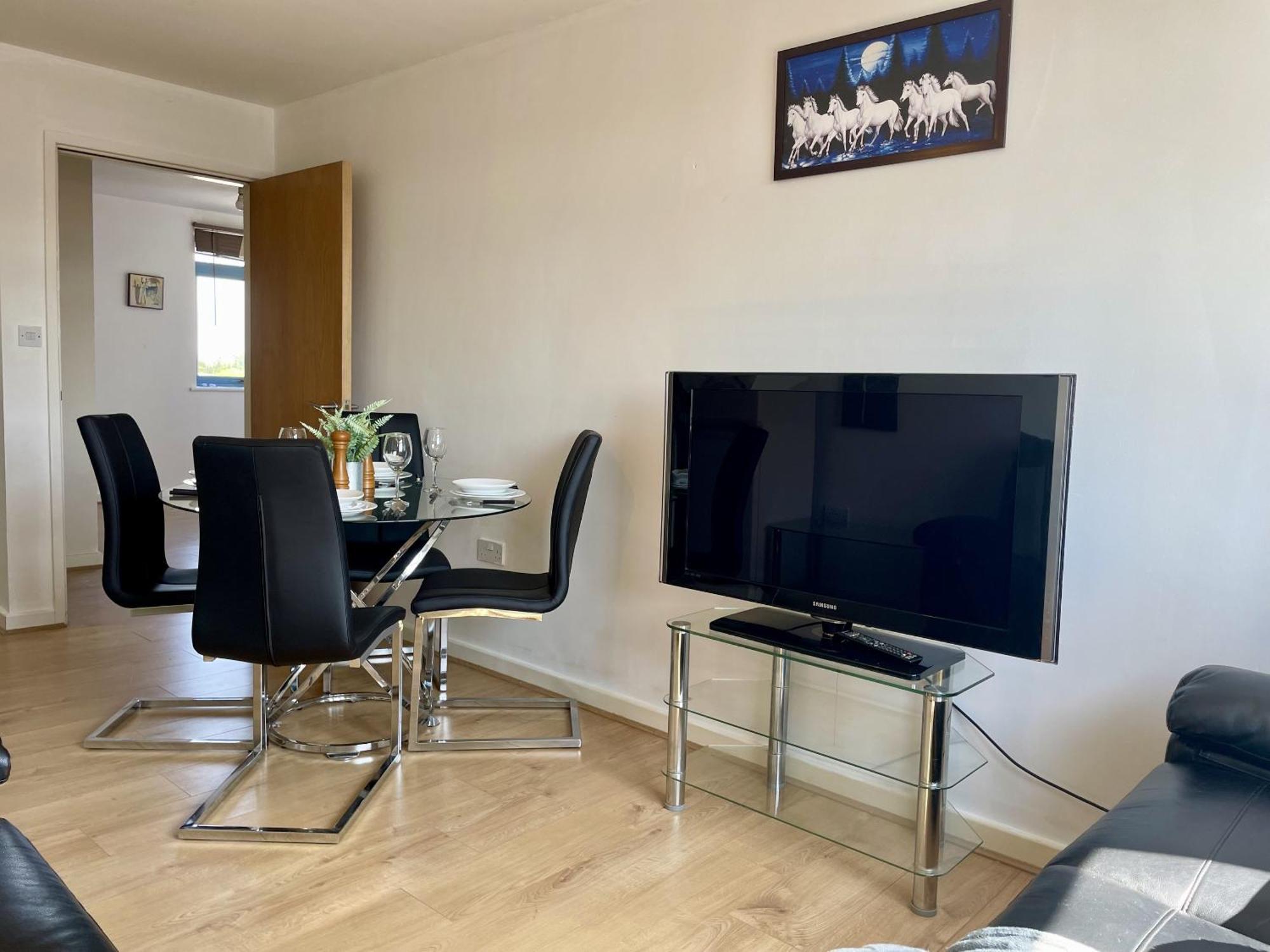 Hk Life Serviced Apartment , City Centre Swindon Eksteriør bilde