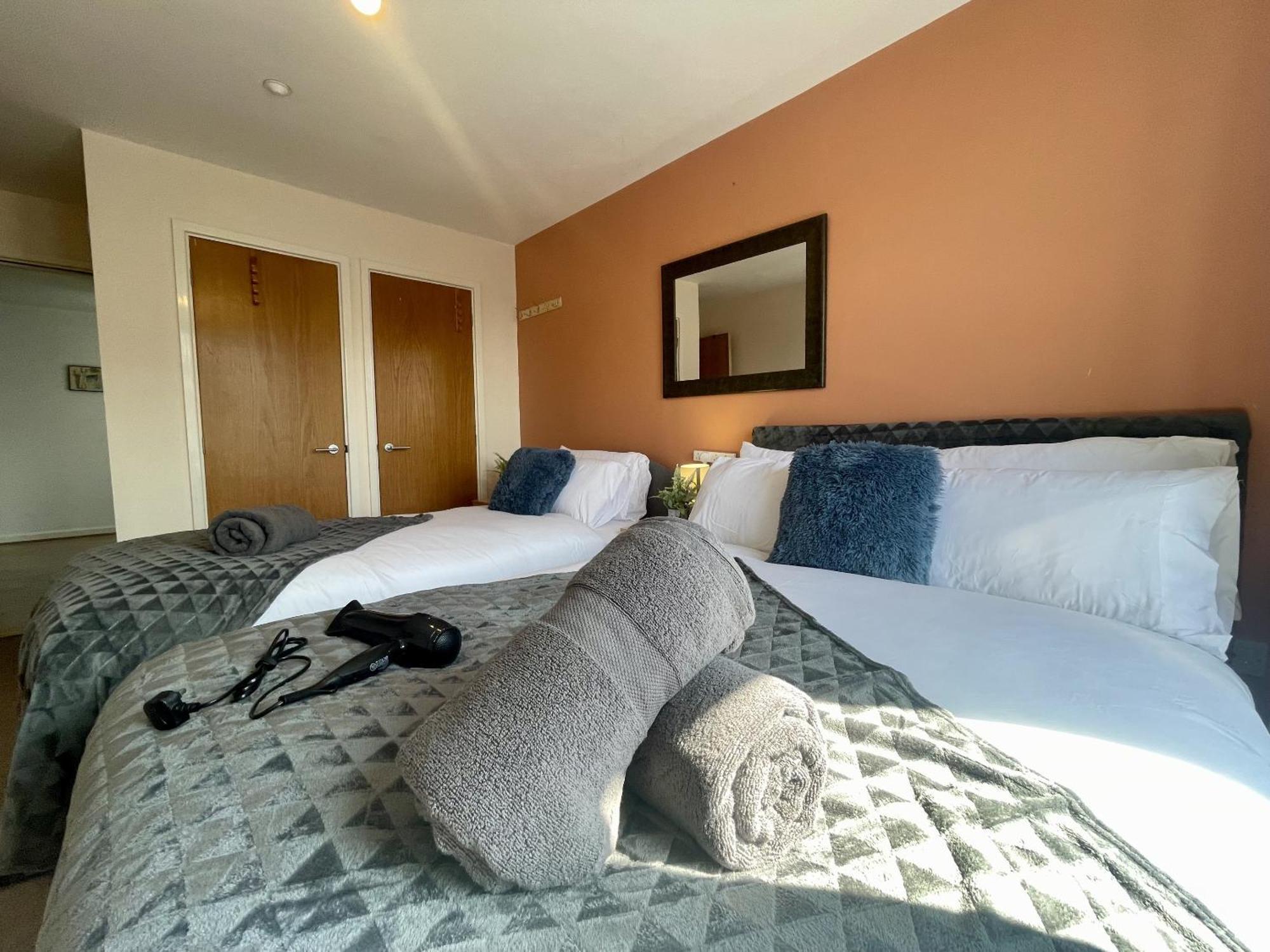 Hk Life Serviced Apartment , City Centre Swindon Eksteriør bilde