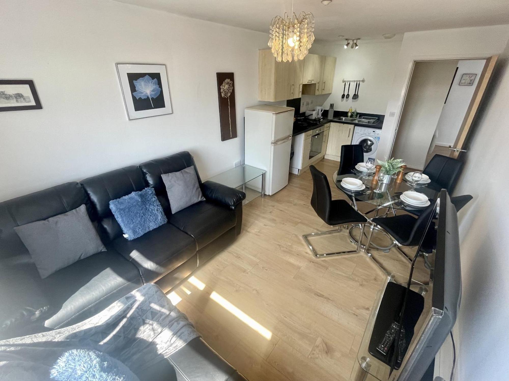 Hk Life Serviced Apartment , City Centre Swindon Eksteriør bilde